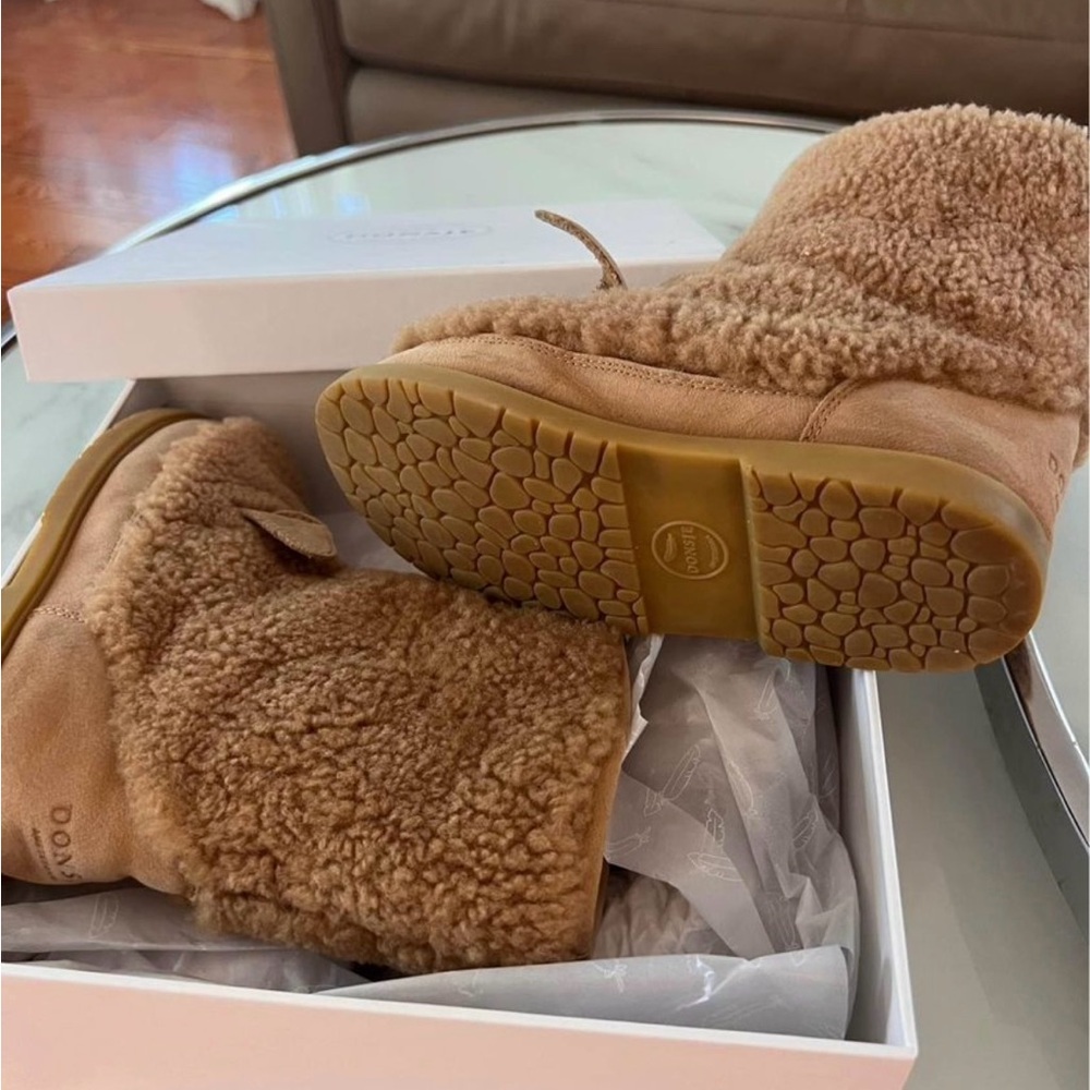 Dosje boots very cute and warm